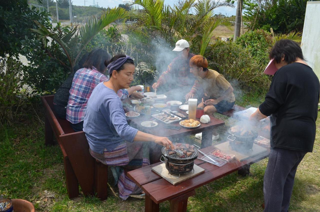 本部 伊萨旅馆酒店 外观 照片