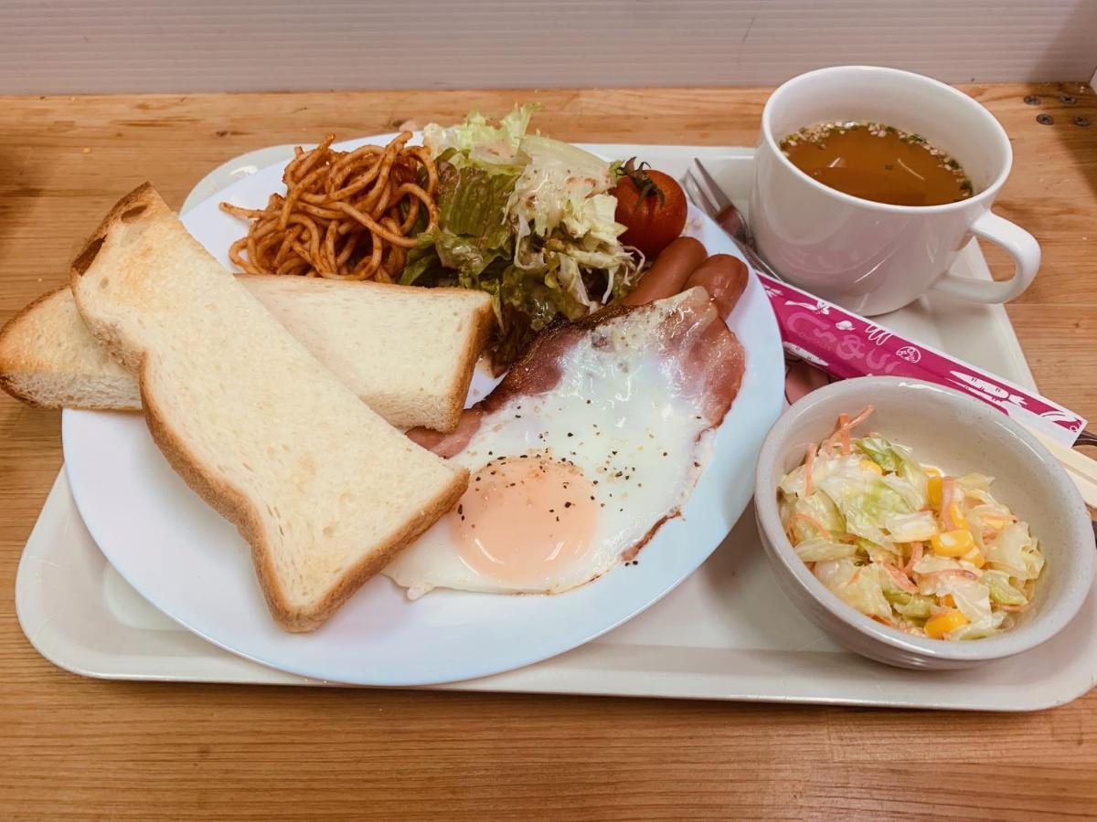 本部 伊萨旅馆酒店 外观 照片
