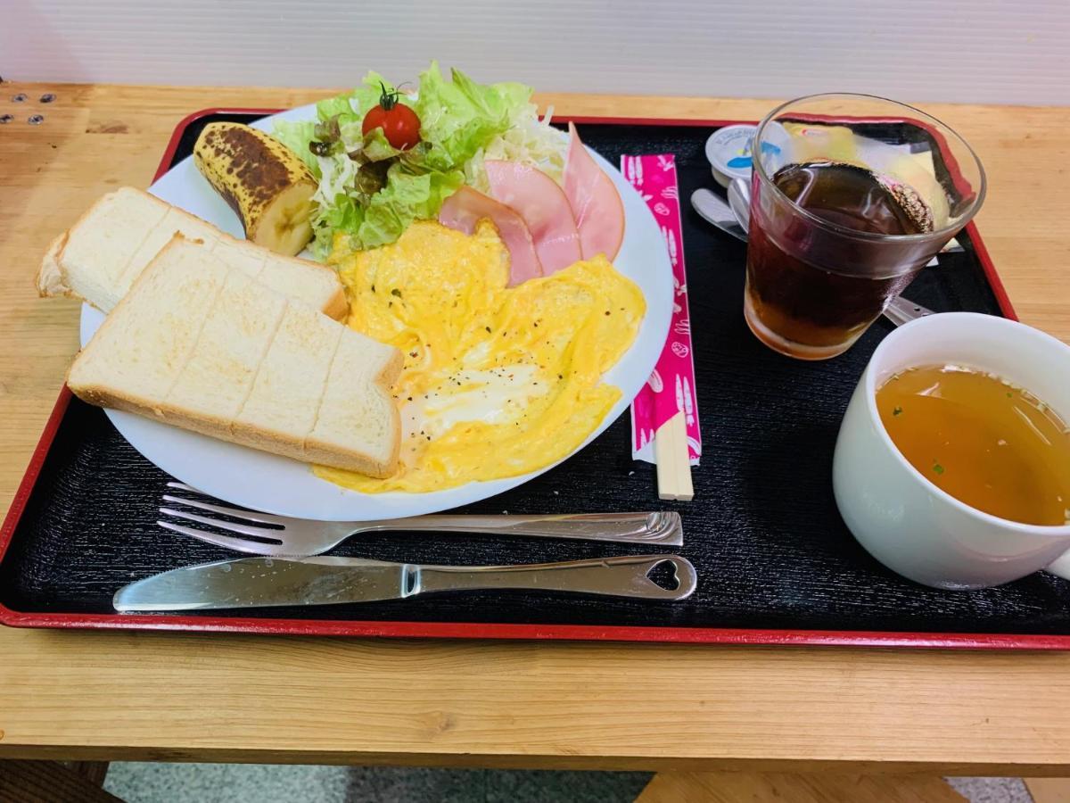 本部 伊萨旅馆酒店 外观 照片