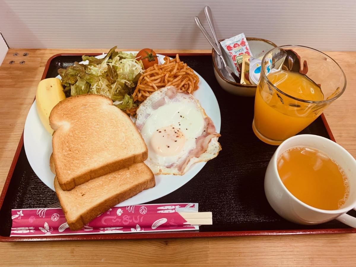 本部 伊萨旅馆酒店 外观 照片