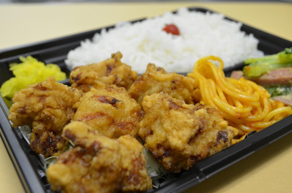 本部 伊萨旅馆酒店 外观 照片