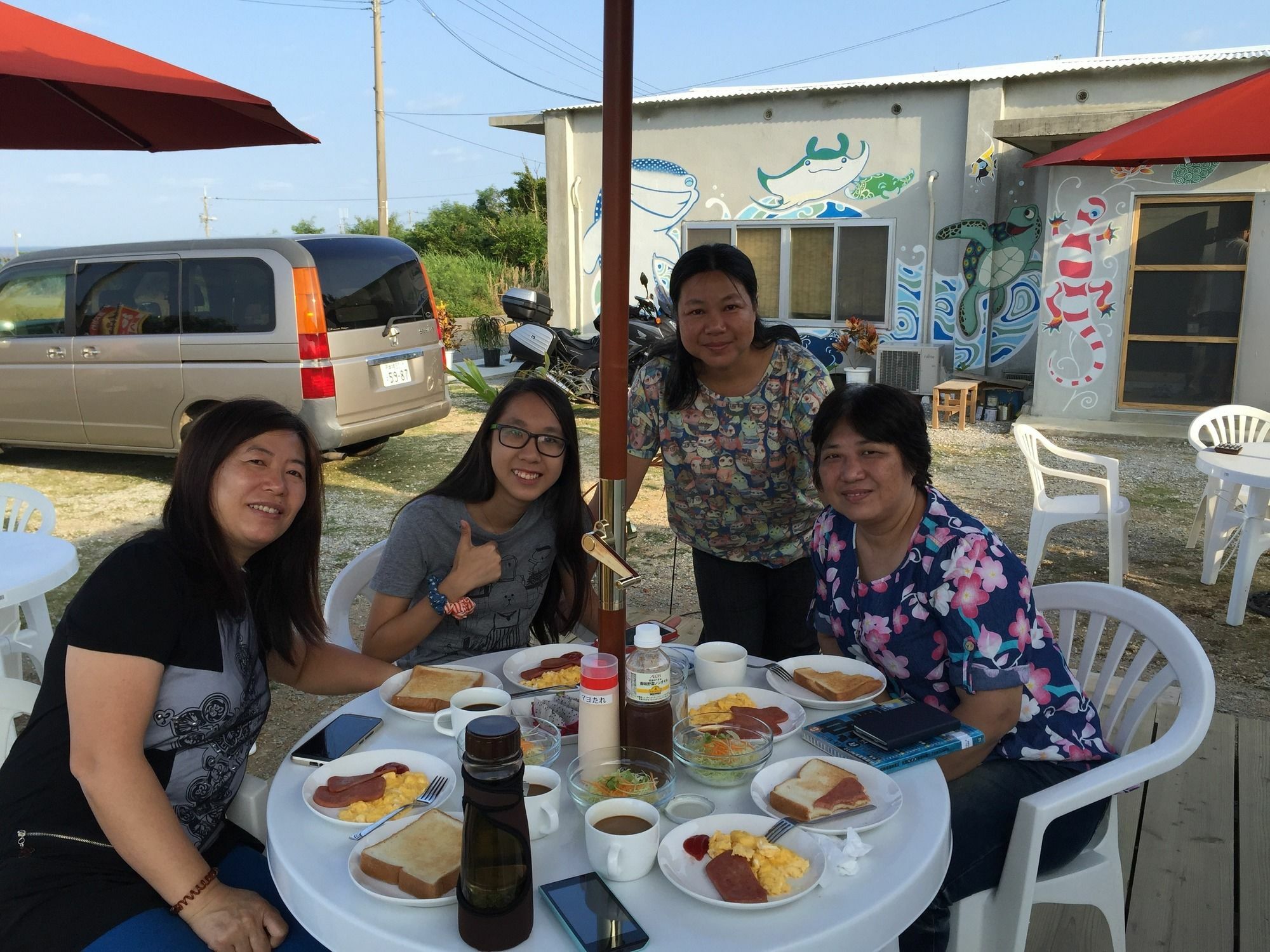 本部 伊萨旅馆酒店 外观 照片